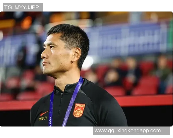 东体评论：中国男篮状态不佳邵佳一承受更大舆论压力与挑战